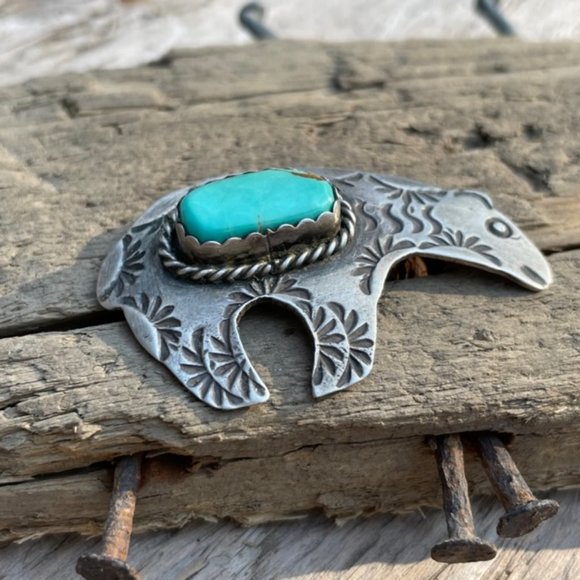 Signed AJC Native American Navajo Sterling Silver Turquoise Bear Pin - Picture 5 of 14